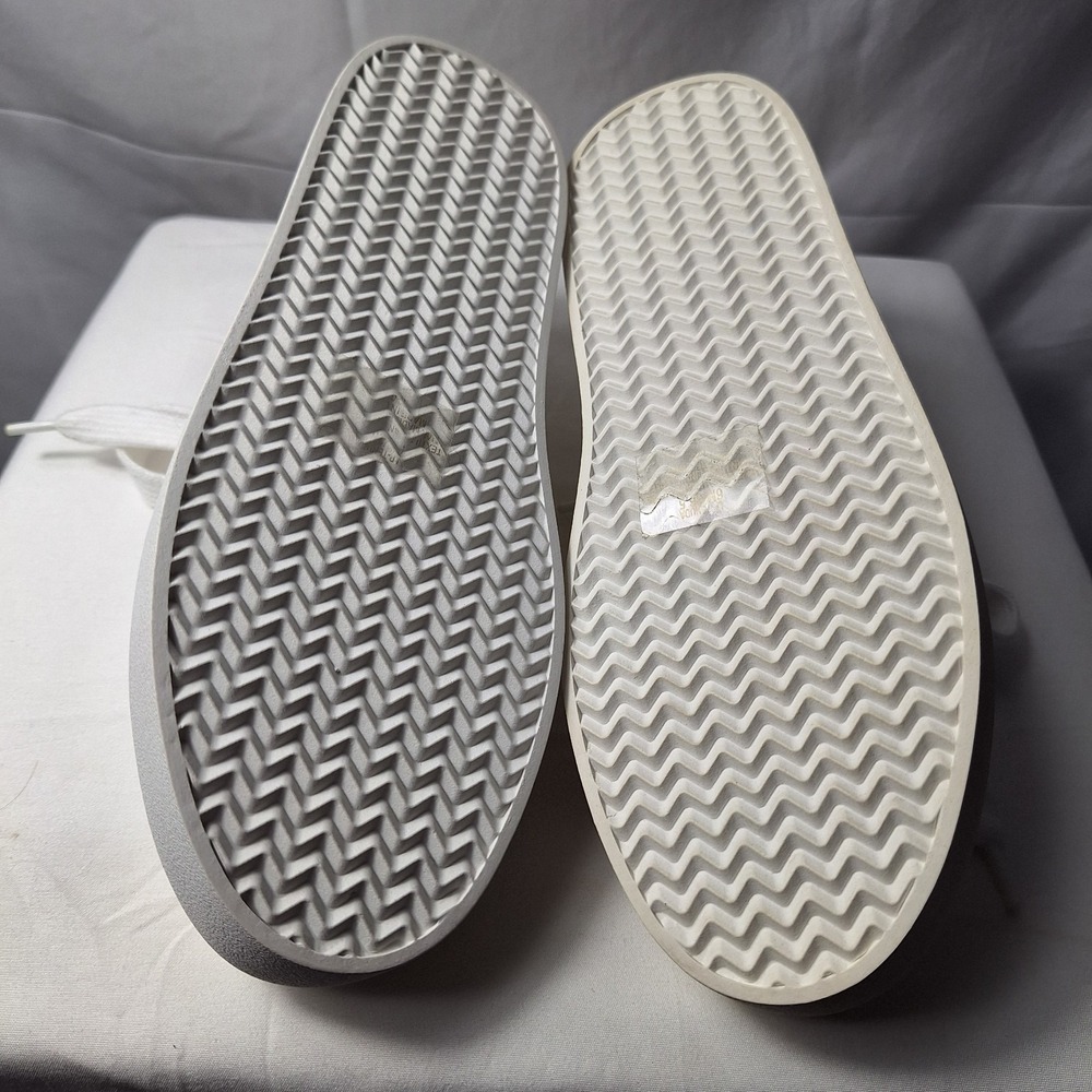 LUCKY BRAND "Tenuda" Sneaker Sz 6M White Breathable Knit Lace-Up Tan Heel Tab - Picture 10 of 10
